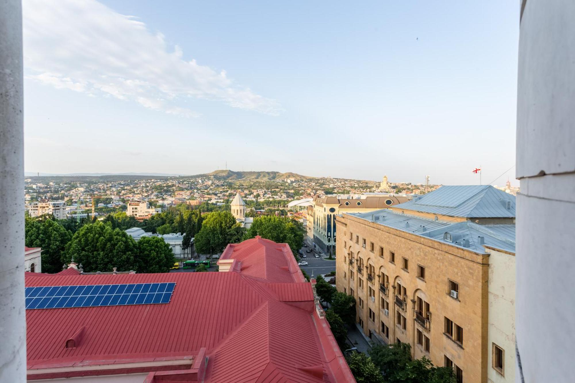 Harmony Place L Tbilisi Exteriör bild